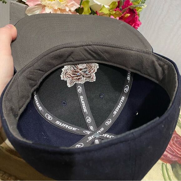 Vintage Richardson Surge Cap Grizzly Bear Sz 7 3/8 - Picture 9 of 15